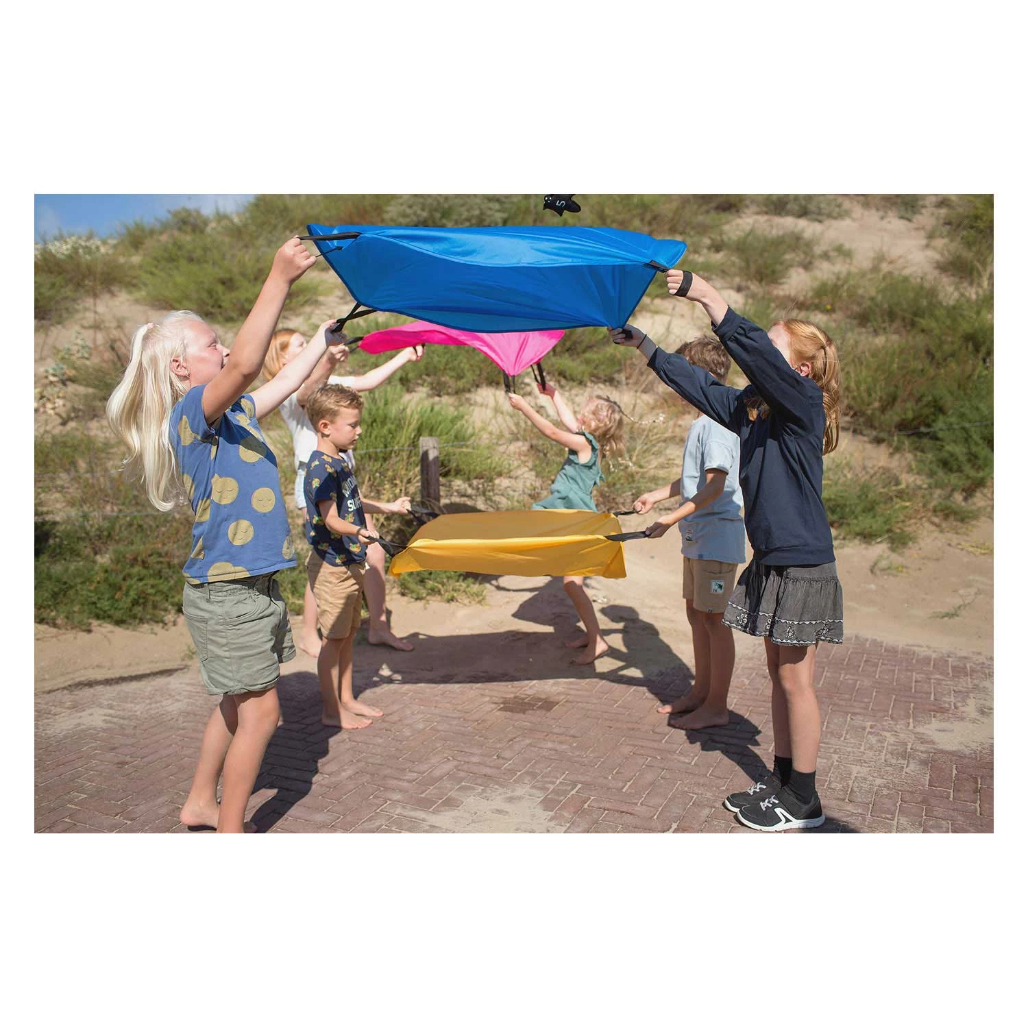 BS Toys Eekhoorn Parachutes - Vang- En Werpspel 7 BS Toys Eekhoorn Parachutes - Vang- En Werpspel - Afbeelding 7